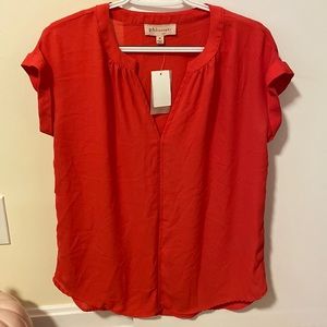 Red shirt sleeve top